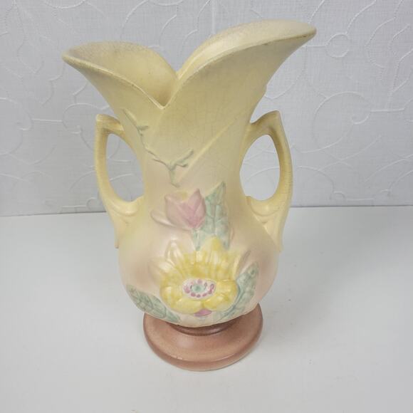 VTG Hull Pottery Magnolia Flower Vase Footed Matte‎ Yellow 2 Handle Art Nouveau - Picture 3 of 16